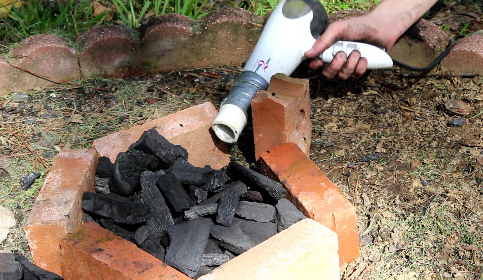 Jake Makes How to Heat Treat a Knife (simplest method)
