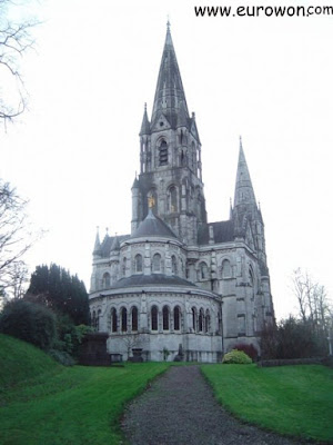 Parte trasera de la Catedral de Cork