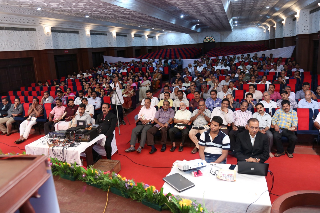 Rotary Club of Payyanur Midtown Installation of Suresh Shenoy as new