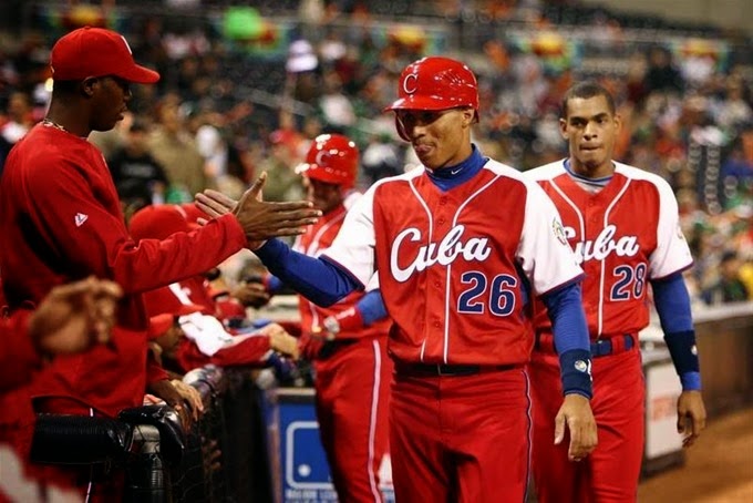 Peloteros Cubanos reciben visas para participar en Serie del Caribe. 