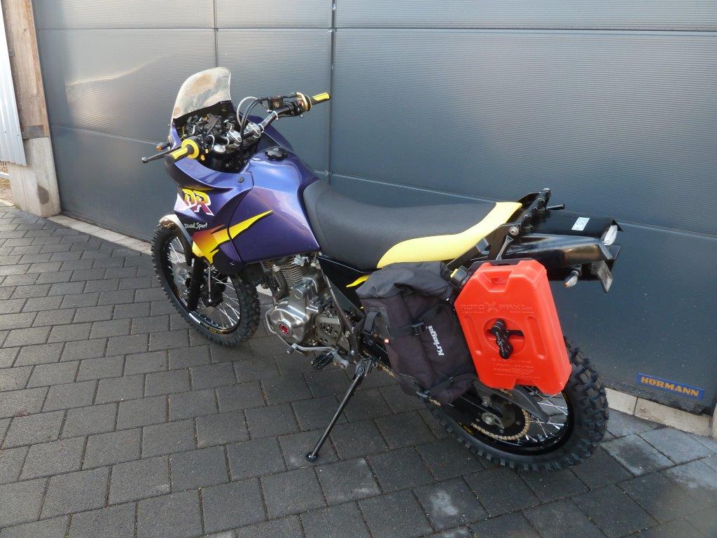 Der SUZUKI DR RALLYE & DR CUSTOM BIKE BLOG: Eine DR 650 RSE Adventure ...