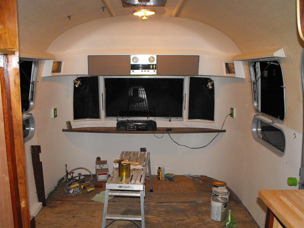 1969 Airstream Sovereign Rebuilding the