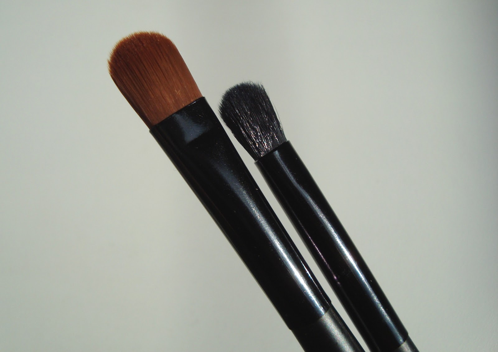 melaecannella Flormar Kistovi EYE SHADING SQUARE TIP BRUSH