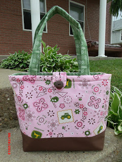 COUNTRY WHISPERS: Purse Making and Garden Pics!