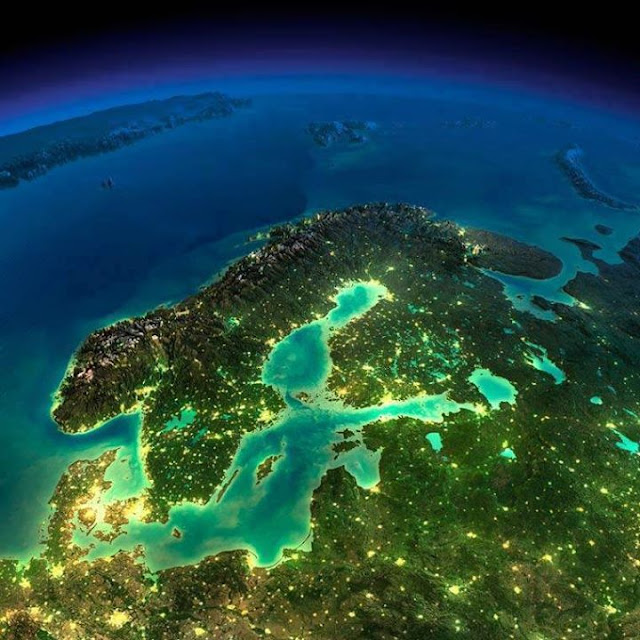 Space: Overhead view of earth !! Awesome Space: Overhead view of earth !! Awesome