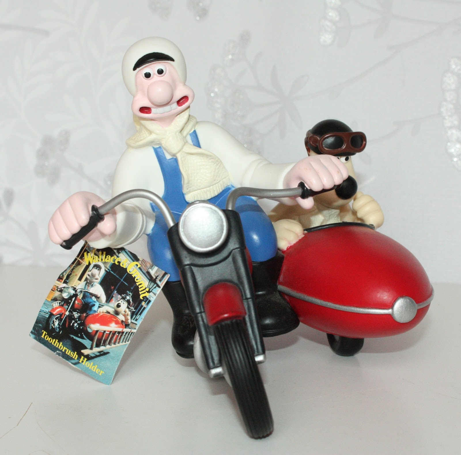 Ken's Vintage Toys Wallis and Gromit with motorbike and Sidecar