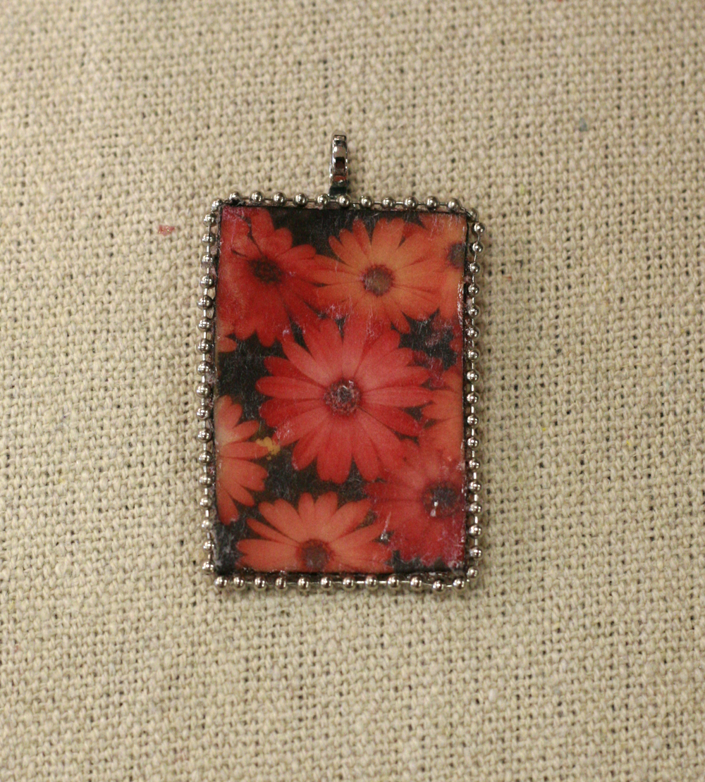 Ben Franklin Crafts and Frame Shop DIY Jewelry Photo Transfer on