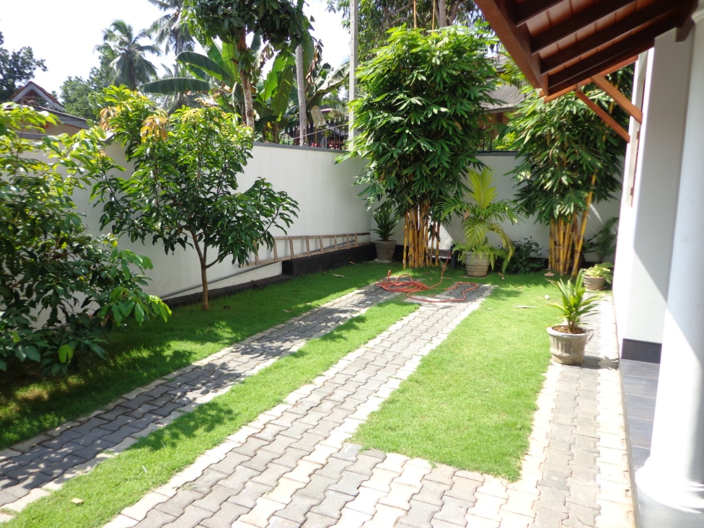 Properties in Sri Lanka: (1041) Luxury Brand New Architect Designed 2 ...