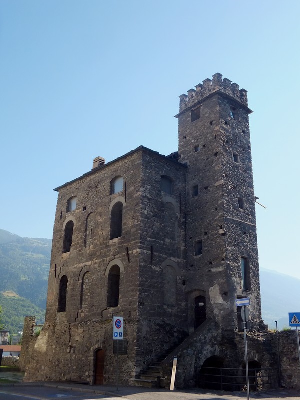 Aoste Aosta Italie tour du lépreux