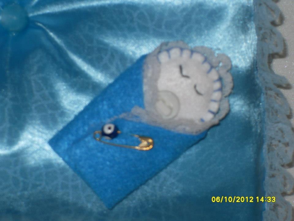 * Havuçla Maydanoz * Keçe ile Süslediğim ALTIN YASTIGI