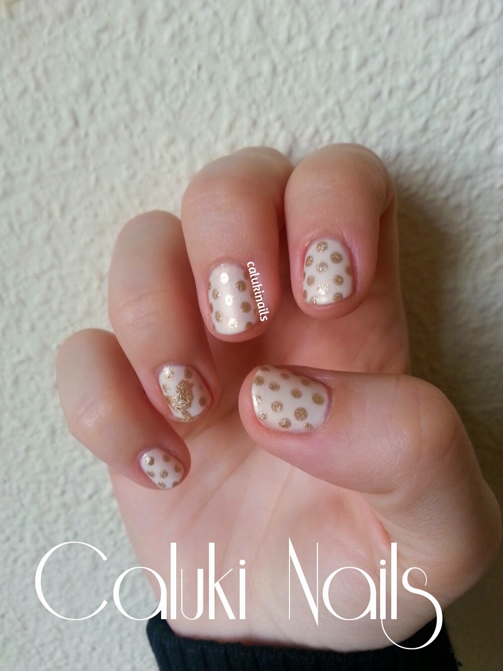 Como Hacer Puntitos En Las Uñas Caluki Nails : NAIL ART #RETOPUNTOSMNA MATE Y BRILLO
