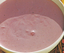 Serbentų putėsiai su vaniliniais ledais Serbentų putėsiai su vaniliniais ledais