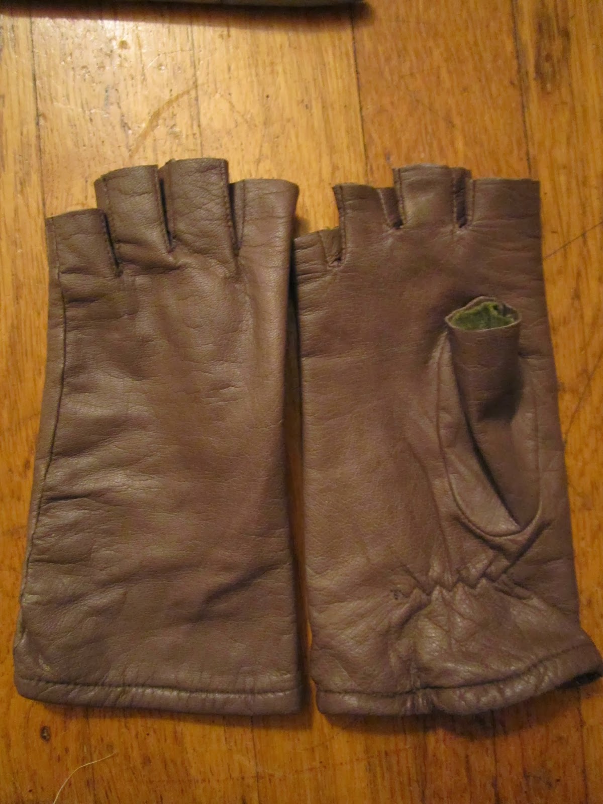 inspired-xpression-diy-fingerless-leather-gloves-and-thrift-mini-haul