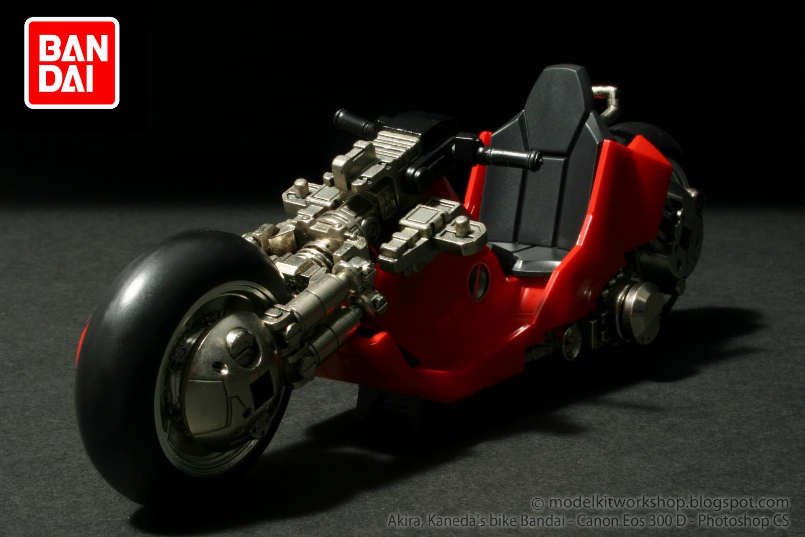mcfarlane akira bike
