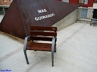 Identificador del mas Guinardó a la Plaça Salvador Riera. Autor: Carlos Albacete