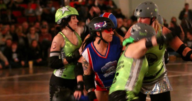 Derby Girl Saison 3 MOTORCITYBLOG: Detroit Derby Girls: Bouts 2 and 3 of the 2012-13 Season