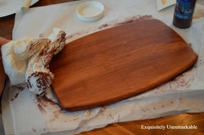 Wiping paint away to fake a stained wood look