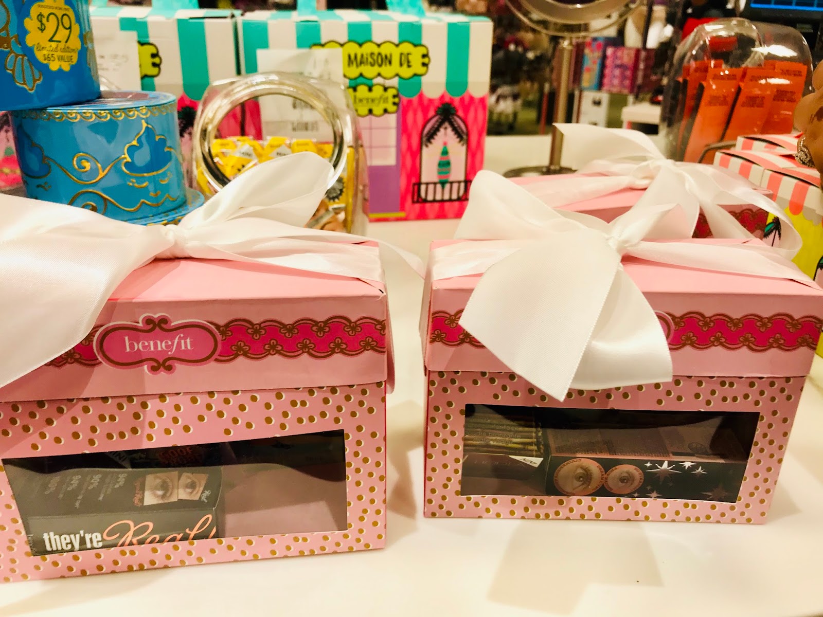 benefit makeup gift box