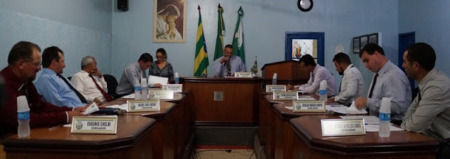 Nova Cantu: Câmara aprova 13º para prefeito, vice-prefeito e vereadores...