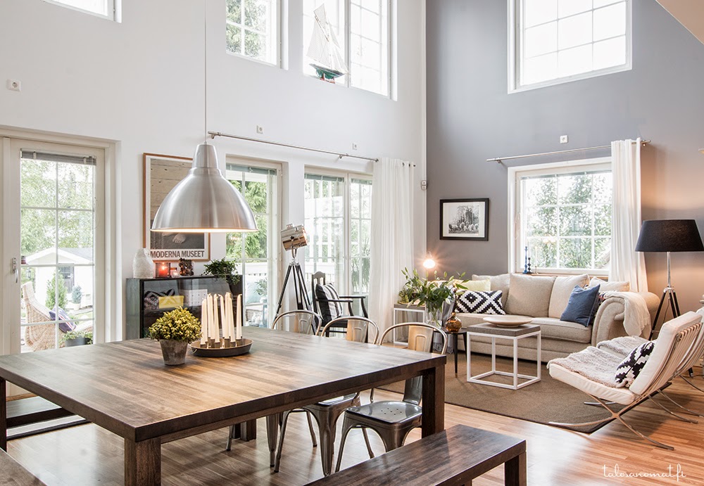 découvrir l'endroit du décor : GRANDE HAUTEUR SOUS PLAFOND