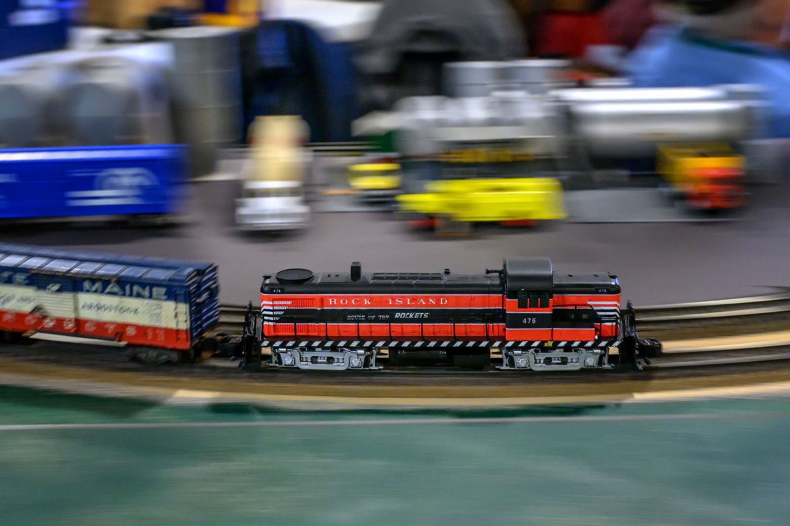 Bubba's Garage Photos from the WNC Model Train Show