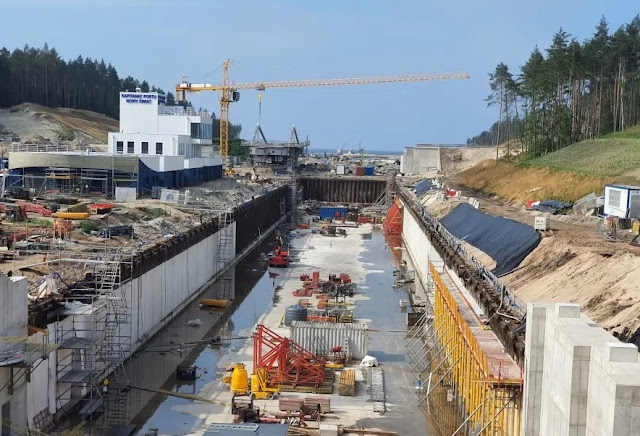 Строительство судоходного шлюза на канале через Балтийскую косу