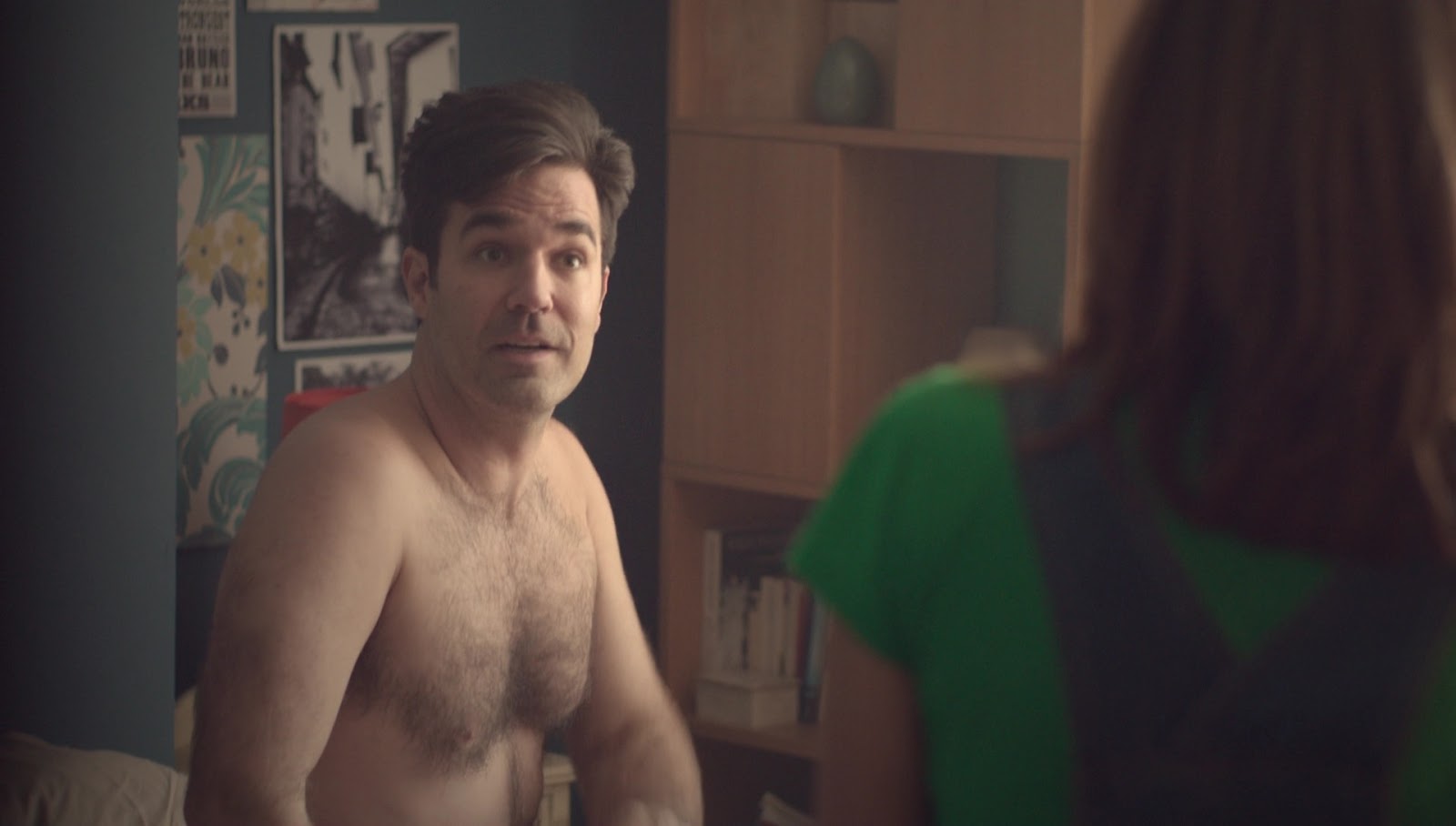 Rob Delaney shirtless in Catastrophe 1-02 "Episode #1.2" .