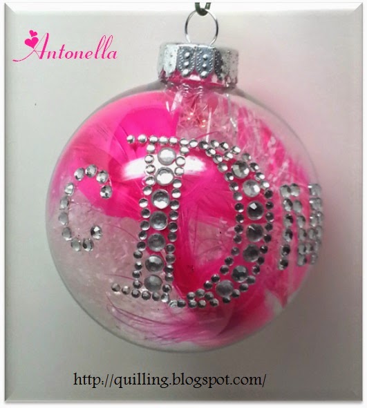 Gorgeous Monogram Ornament tutorial Antonella at www.quilling.blogspot.com