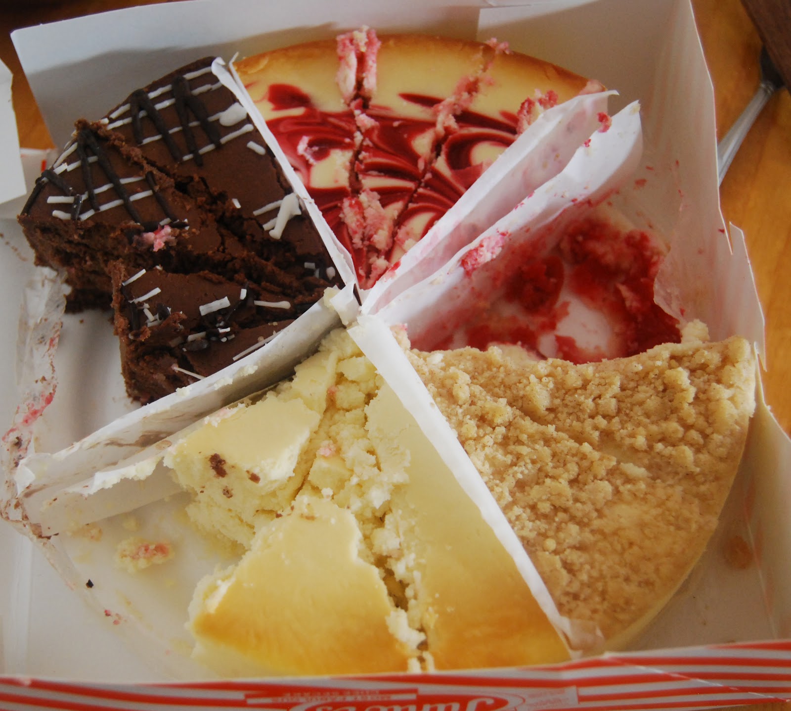 Pearylife Junior's Cheesecake from Brooklyn New York