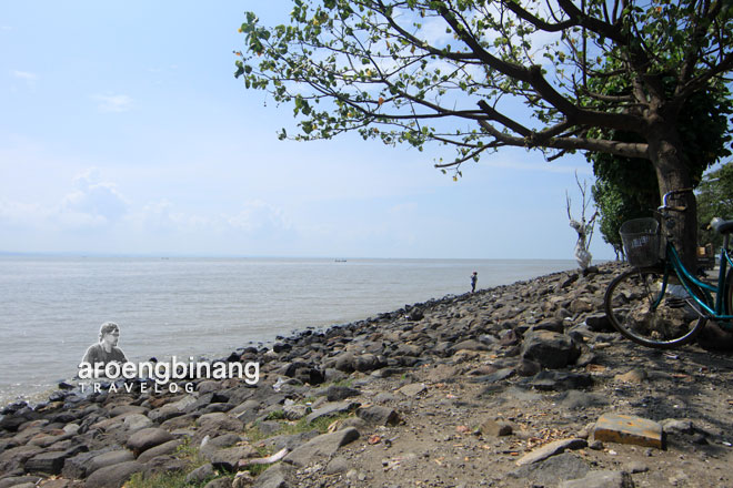 pantai nambangan surabaya