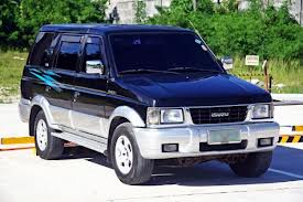 THE ULTIMATE CAR GUIDE: Isuzu Hilander - Generation 1.2 (1997-2001)