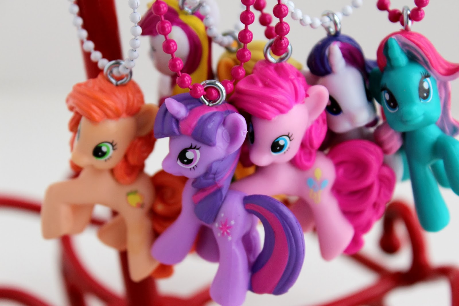 Raising Up Rubies- Blog: diy ♥ my little pony necklaces
