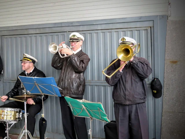 Helsinki to St. Petersburg by ferry: Russian band playing at St. Petersburg Port