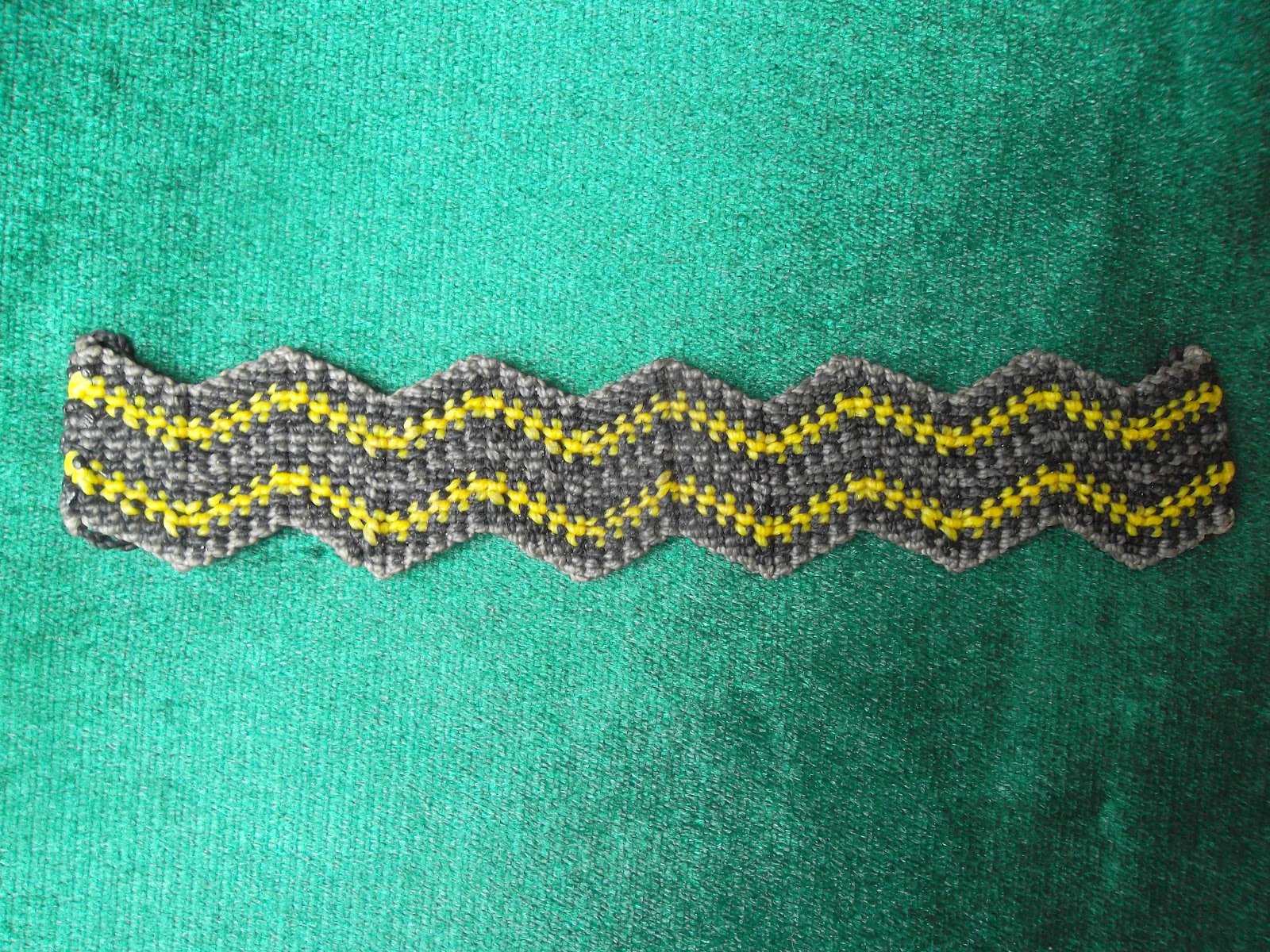 Guajes The Nezhas Pulsera Ayacucho II Zig Zag