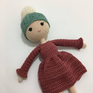 PATRON GRATIS MUÑECA AMIGURUMI 33044