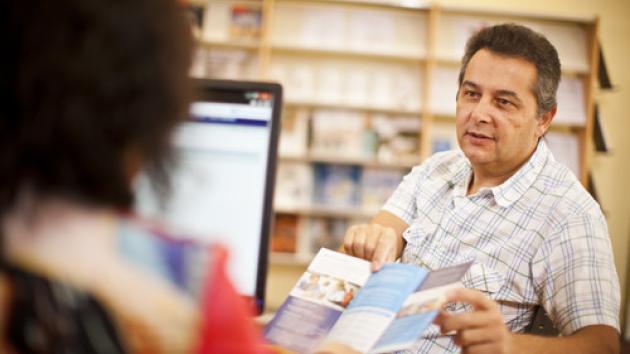 Benarkah Belajar Bahasa di Usia Dewasa Dikatakan Terlambat? Inilah Faktanya Benarkah Belajar Bahasa di Usia Dewasa Dikatakan Terlambat? Inilah Faktanya