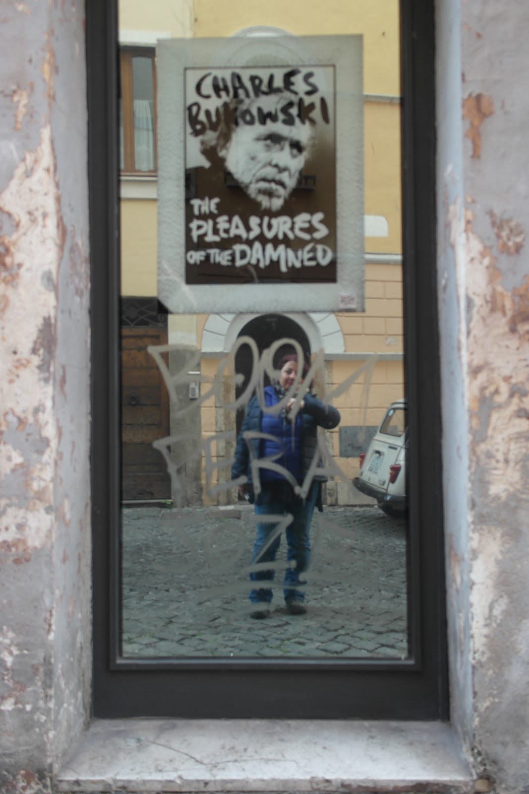 Evrenin Dünyası Roma Roma Ettin Beni Koma*