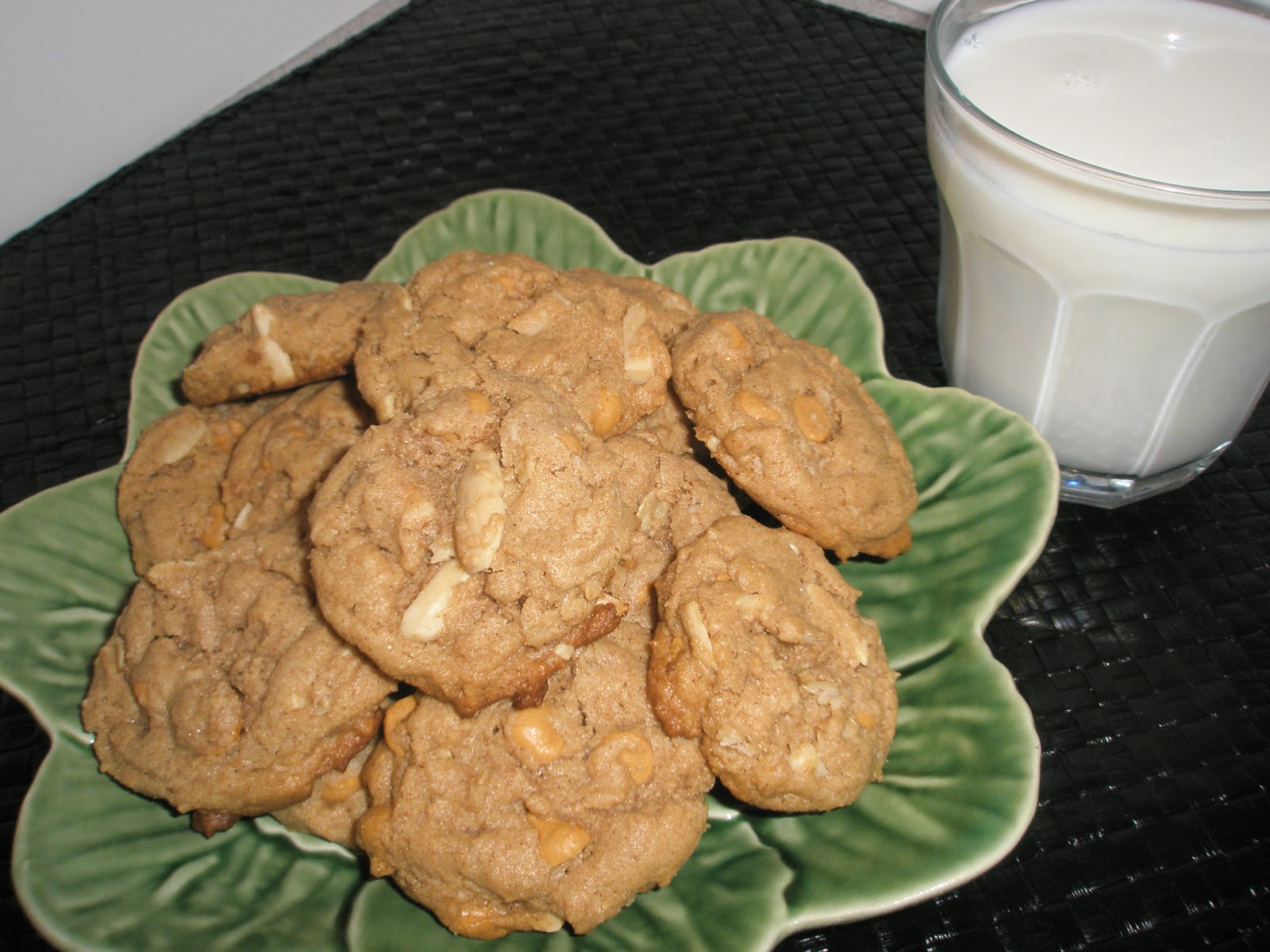 Got it, Cook it Butterscotch, Almond, Oatmeal Cookies