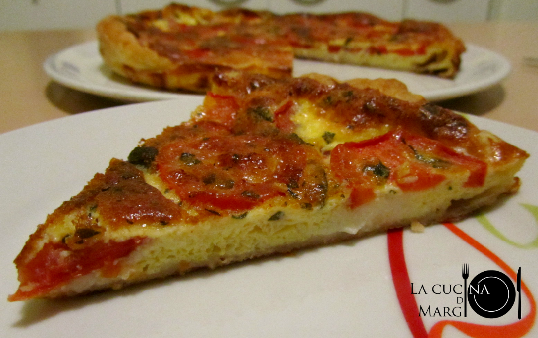 torta al formaggio e pomodori