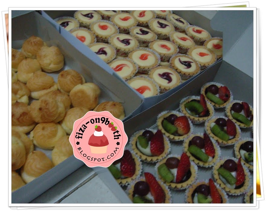 Fiza On9 Booth La Cottage, Tmn Putra Perdana, Puchong Cream Puff, Fresh Fruit Tart & Mix