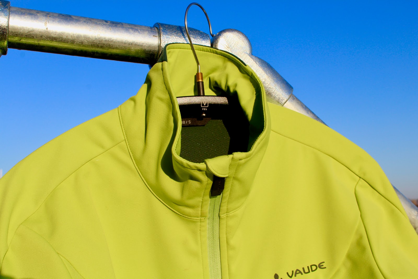 VAUDE Mens 407379465 Steglio Softshell Jacket