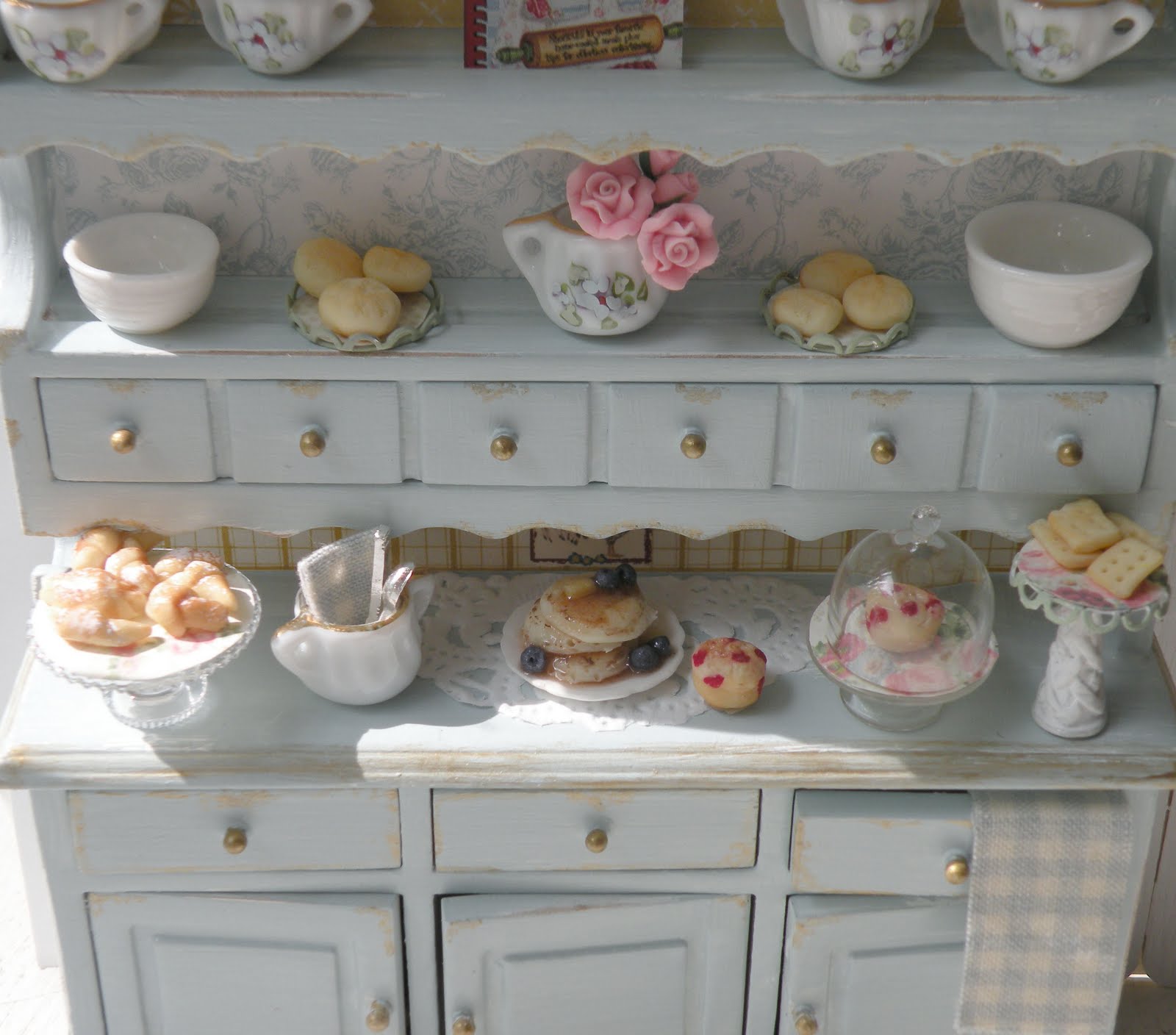 Cynthia's Cottage Design Bed & Breakfast Kitchen Hutch