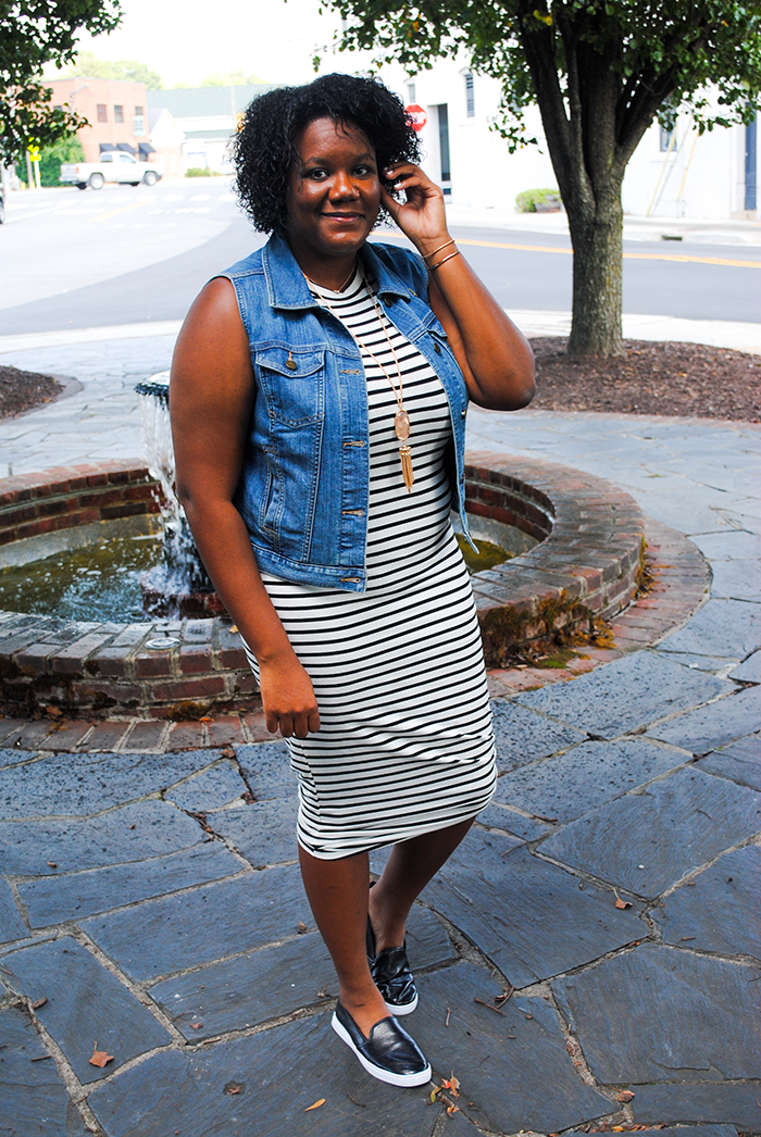 If there's one thing every girl needs in her closet, it's a striped dress. It doesn't matter what color or cut, these babies are so versatile that you'll want to wear them everyday. You can pair them with sneakers, sandals, boots, cardigans, the list goes on and on! I promise you having a couple of these in your wardrobe arsenal will make getting dressed in the morning so much easier. Today I'm styling this striped dress with a few of my new favorite items for transitioning weather and fall.