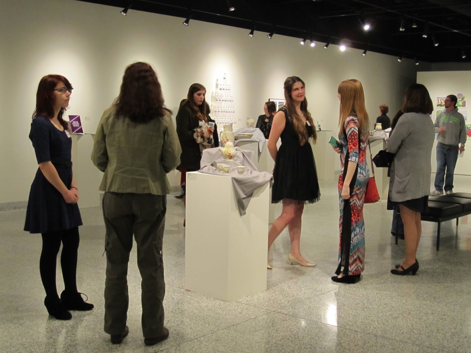 Department of Art News Successful Senior Art Exhibition Opening