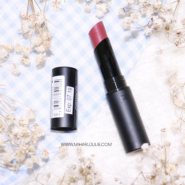 Catrice Ultimate Stay Lipstick and swatches