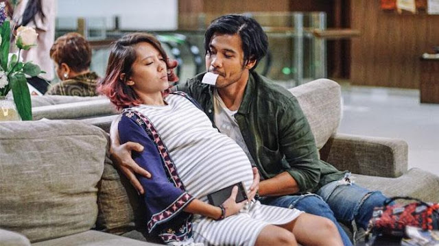 Review Film buka'an 8 Review Film buka'an 8