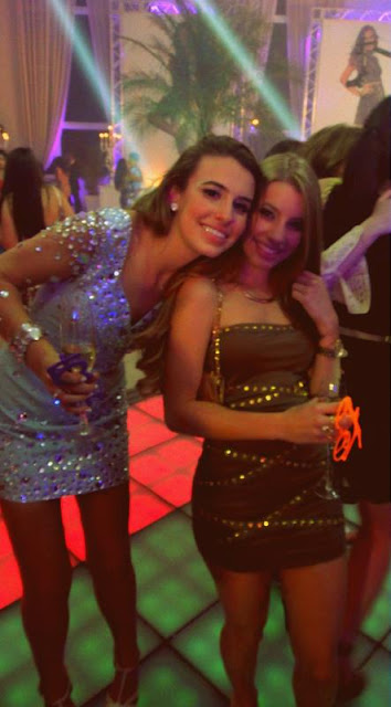 OS 15 ANOS DE FERNANDA GIMENEZ