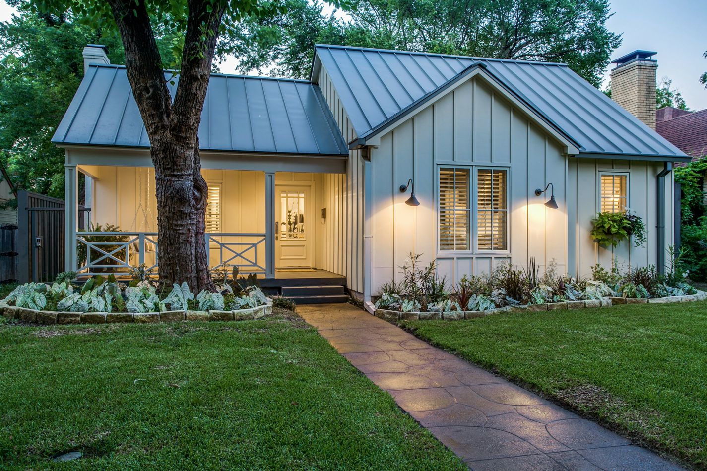 Hospitable Pursuits Cottage Chic in University Park A Home Tour