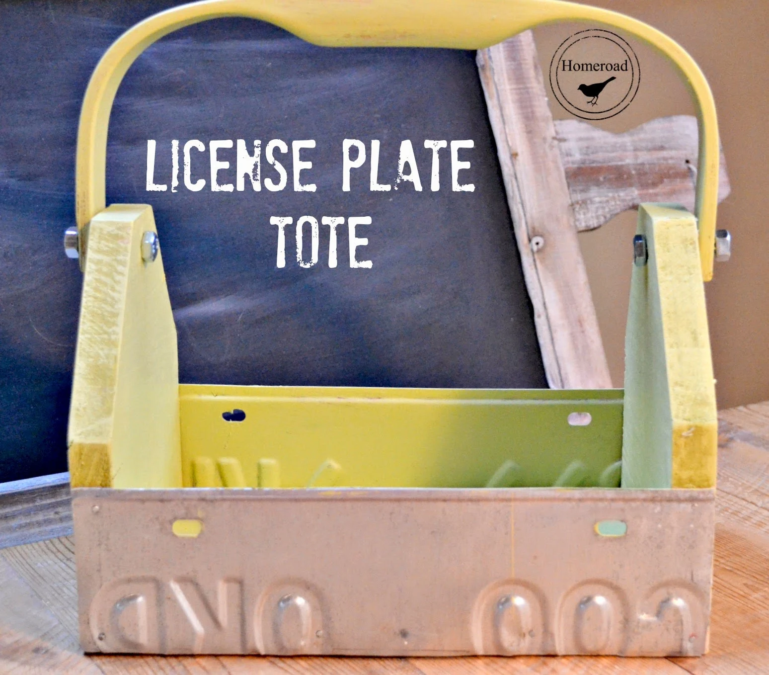 License Plate Garden Tool Box www.homeroad.net