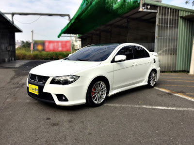 2008年 Mitsubishi Fortis  白色 三菱中古車